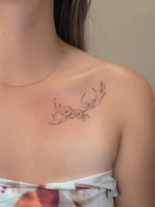 minimalist-fine-line-collarbone-tattoo-calgary